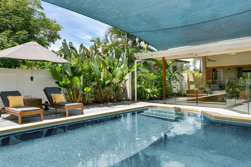 Vista Hillview Family Villa - Image 1