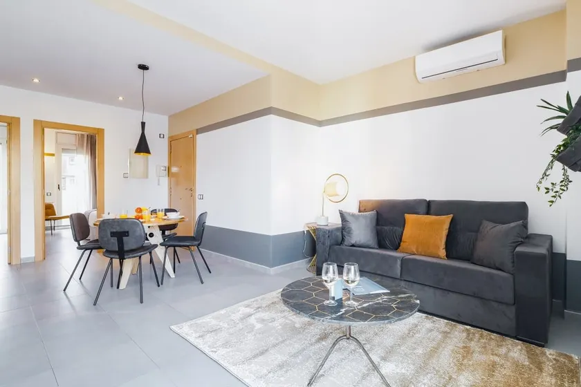 Sweett | Callao Plaza, Family Apartment III - Image 1