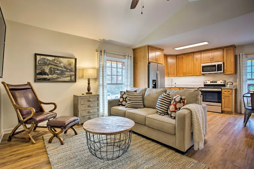 Walk to Main Street Eats: Remodeled Saluda Apt - Image 1
