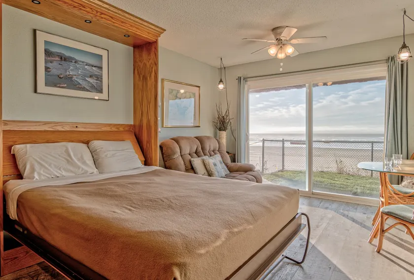 'Worthy Porpoise' Premium Ground Floor Condo. Kong Tempur-Pedic, Pool & Sauna - Image 1
