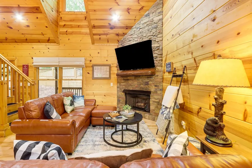 NEU! Family Lakeside Retreat mit Spielzimmer + Whirlpool! - Image 1