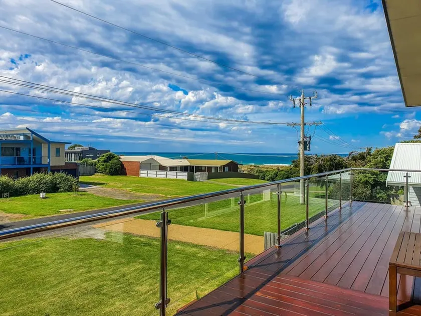 Seal Haven - Central and minutes to the beach - Image 1