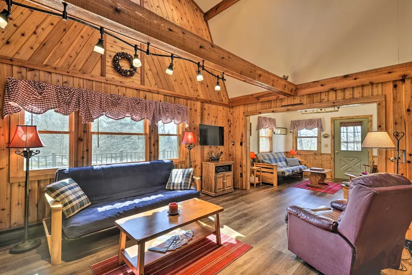 Springwater Cabin Near Hiking, Lakes, & Vineyards - Image 1