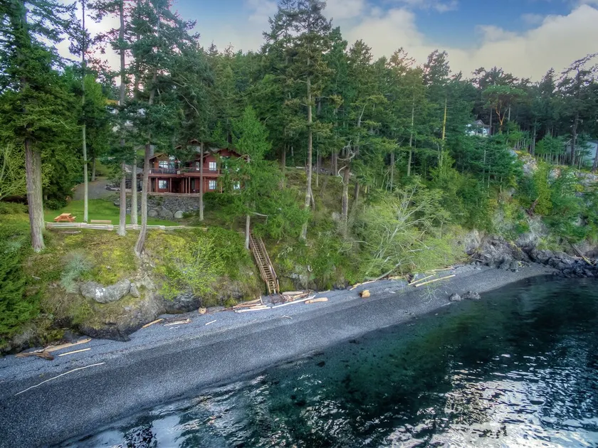 WASSERFRONT! STRASSEN ZUM PRIVATSTRAND - (UNTERKUNFT AM PEBBLE BEACH) - Image 1