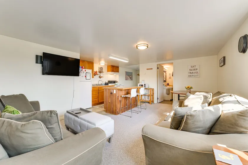 Cozy Apt < 1 Mi Near Lake Huron & Mackinac Island! - Image 1