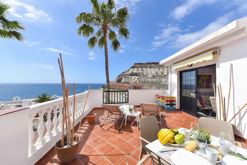 Beach Apartment in Playa del Cura 323 by VillaGranCanaria - Image 1