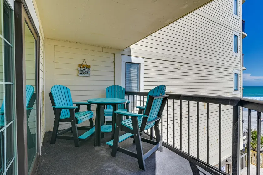 Beach Getaway w/ Pool Access + Patio w/ Ocean View - Image 1