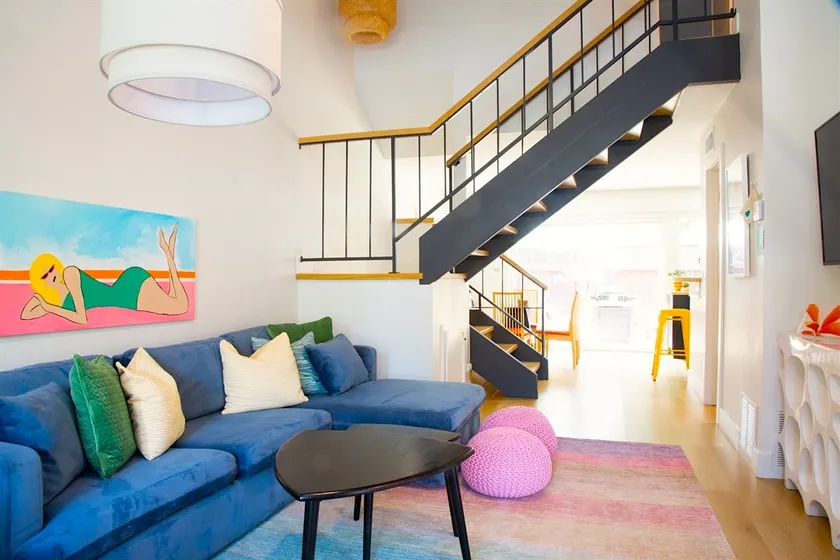Geometric Loft renovated, hip, pets, poolspa - Image 1