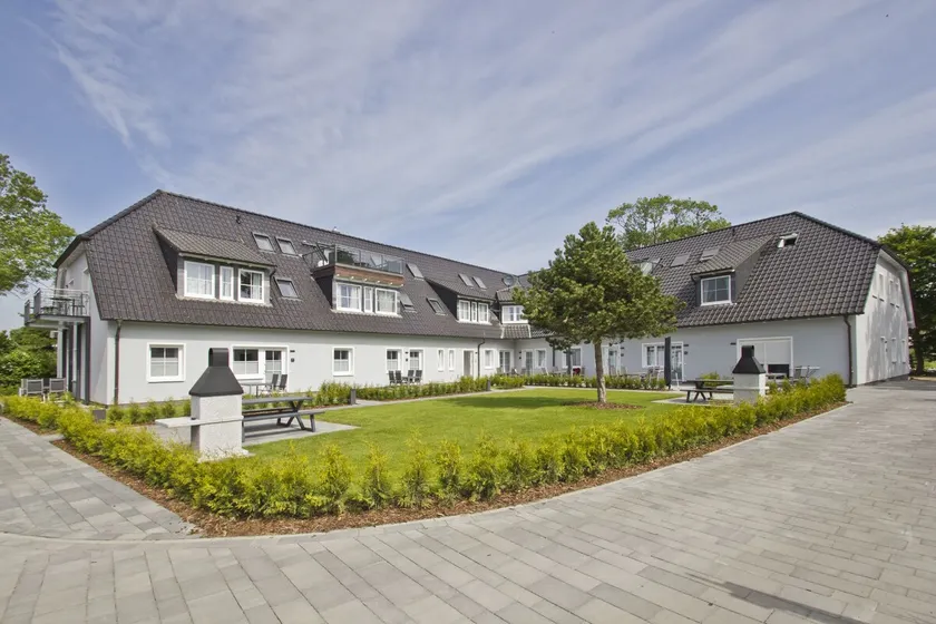 Haus Inselwind FeWo 11 MEERbucht: Garden use - Image 1