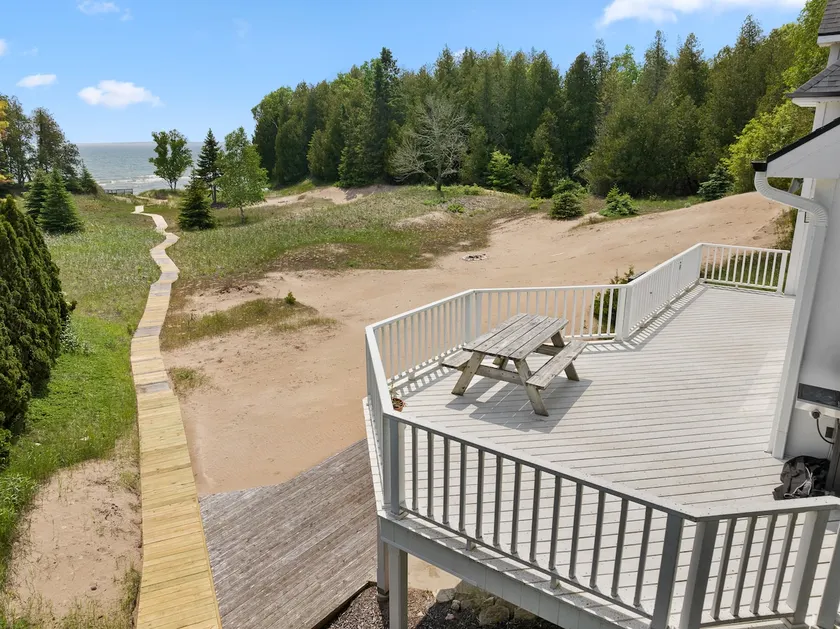 Dune Alright by Simple Life Rentals - Image 1