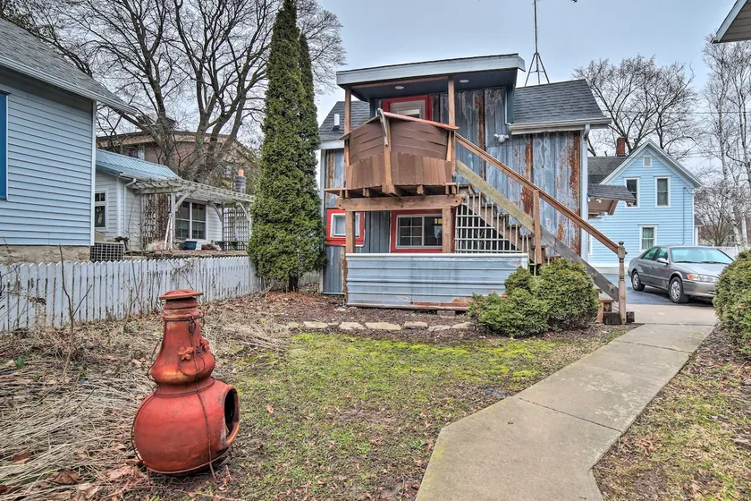 Steps to Waterfront & Dtwn: Sturgeon Bay Escape! - Image 1
