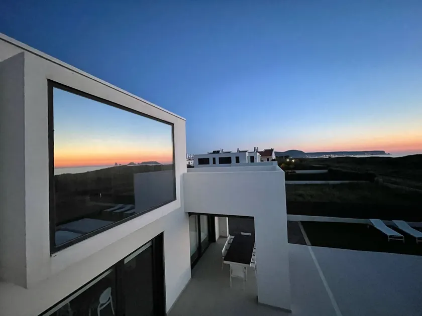 VILLA PINELL - Image 1
