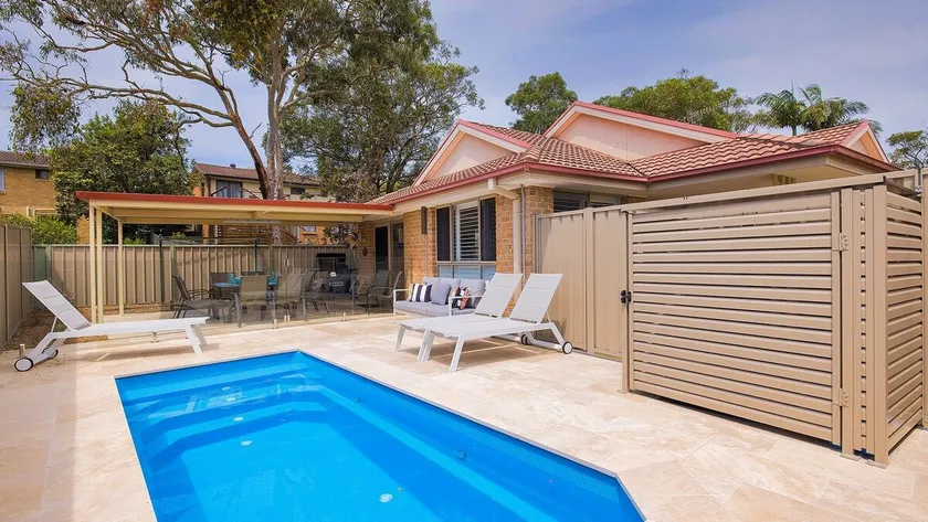 Chill Out at Fingal Jellicoe Close - Image 1