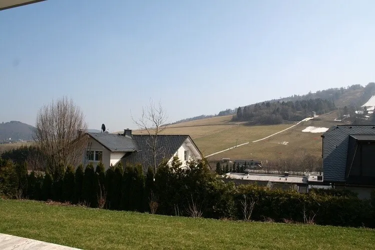 Apartment with terrace, garden & barbeque | Mountain view - Image 1