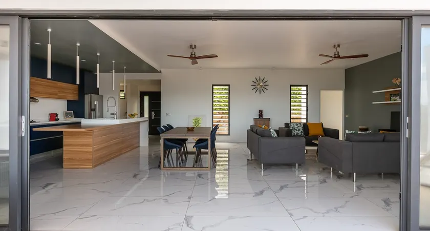 Vini Villa Bora - Image 1