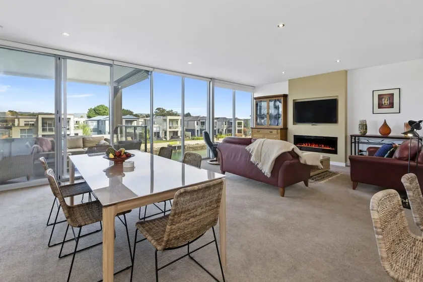 Marina View - Image 1
