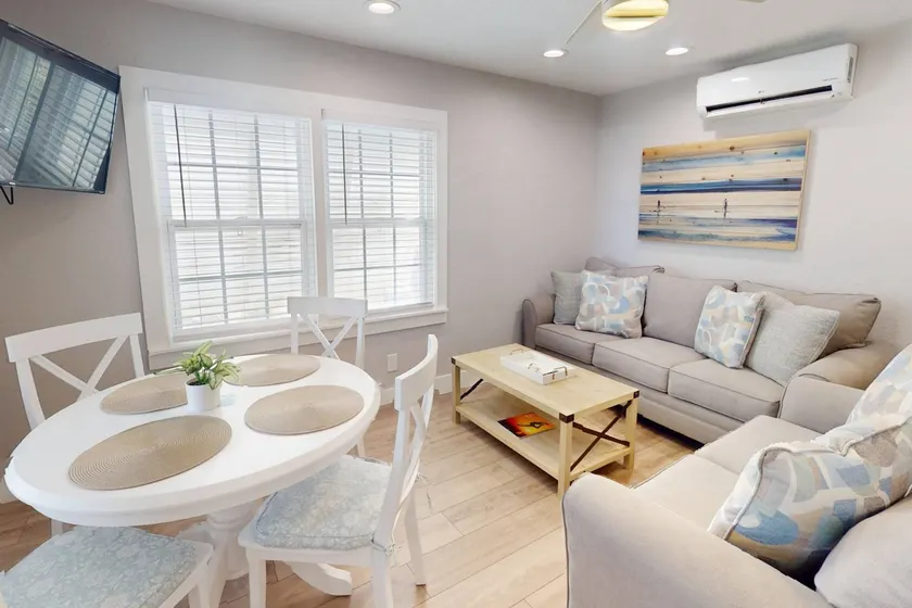 Tropical Getaway, Pool, Free Fun, Private Patio. - Image 1