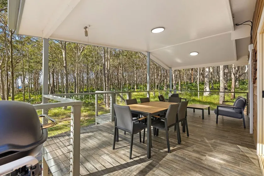Mystery Bay Retreat - Image 1