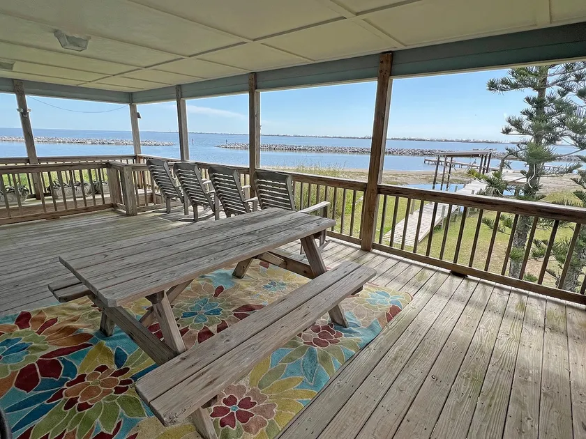Pearly Whites - Fishing Pier - Island Realty - Image 1