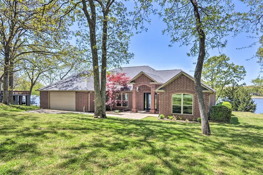 Serene Lakefront Retreat w/ Dock in Duck Creek! - Image 1