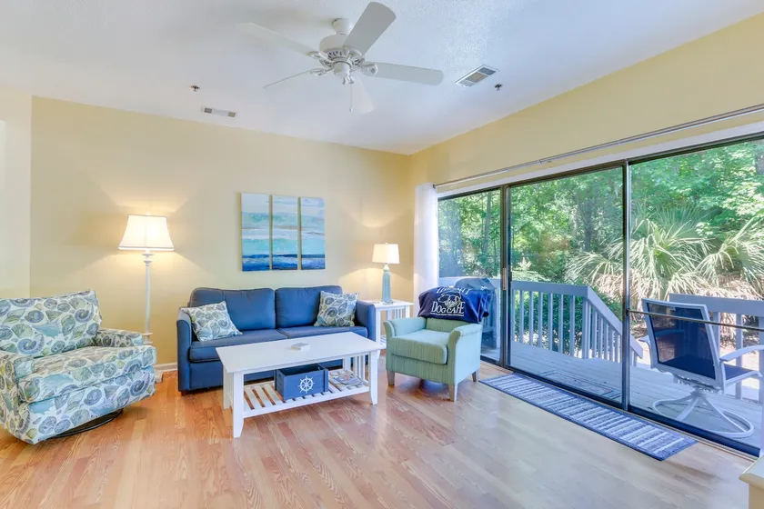 Walk to Forest Beach: Hilton Head Getaway! - Image 1