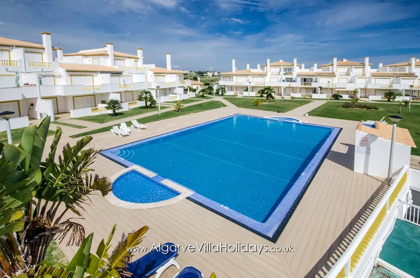 Apartment AG - O Monte 3 bedroom apt with large pool - Image 1