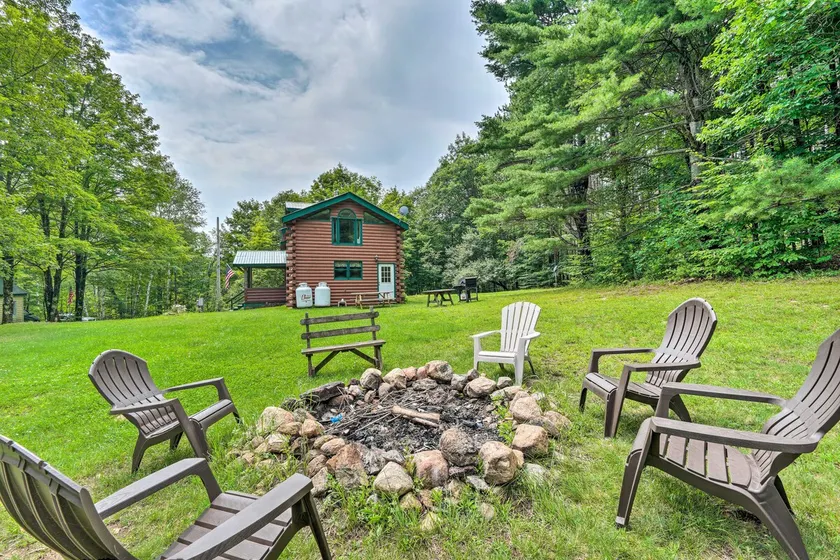 Spacious Mtn Cabin on 7 Private Acres in Athol! - Image 1
