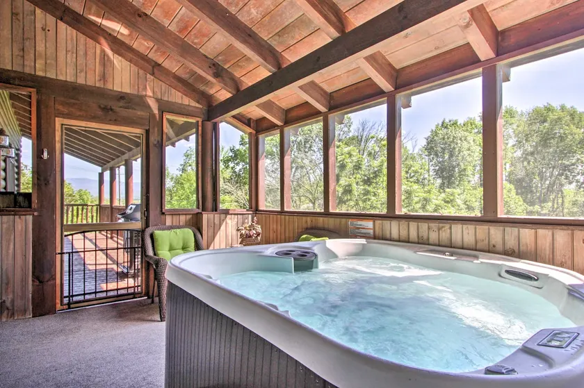 Idyllic Sevierville Cabin: Deck + Smoky Mtn View! - Image 1