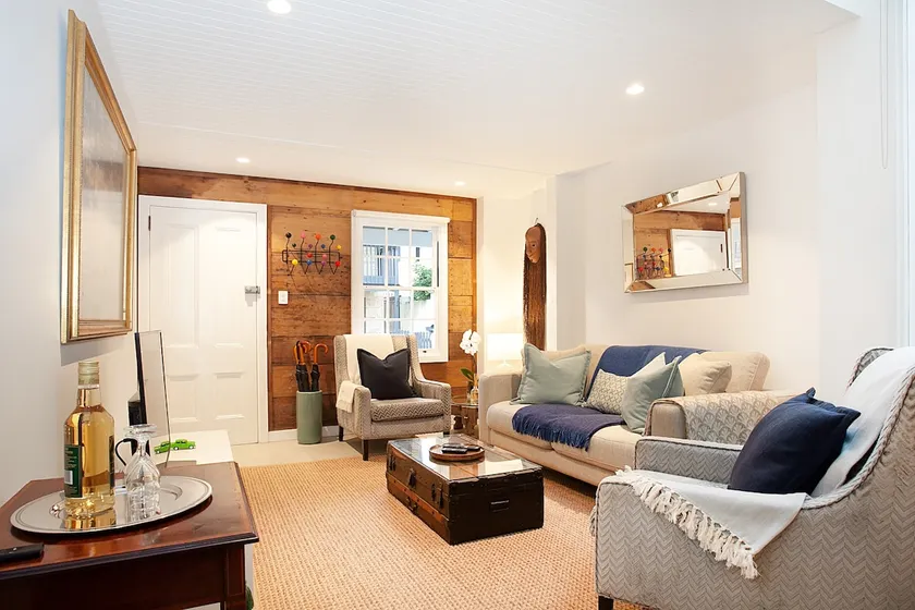 Spacious 3-Bed Family House - Image 1
