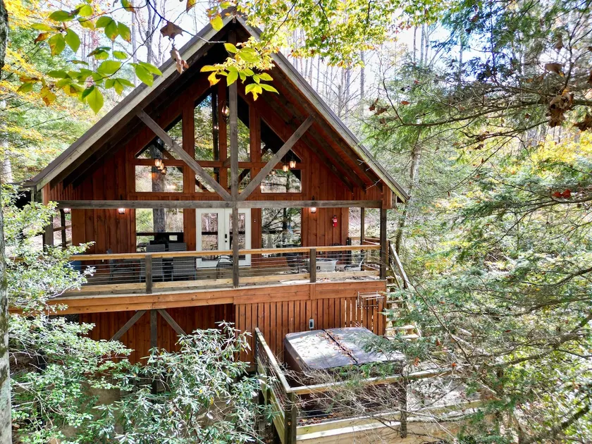 Mountain Laurel-RRG | Hot Tub | Discounted Rates! - Image 1