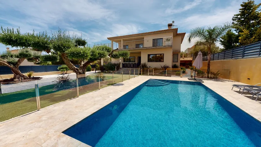Villa Santa Llucia - Image 1