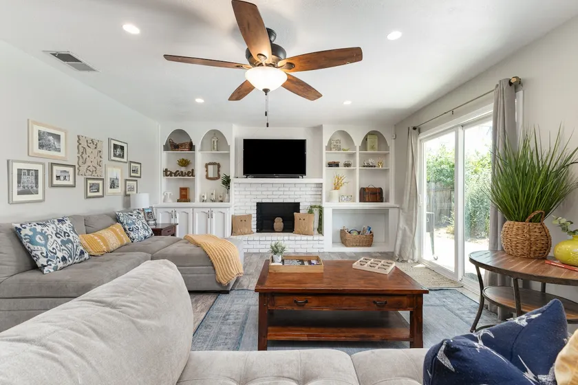 Visalia Luxe CA: 3BR w/ Private Pool, BBQ, & Patio - Image 1