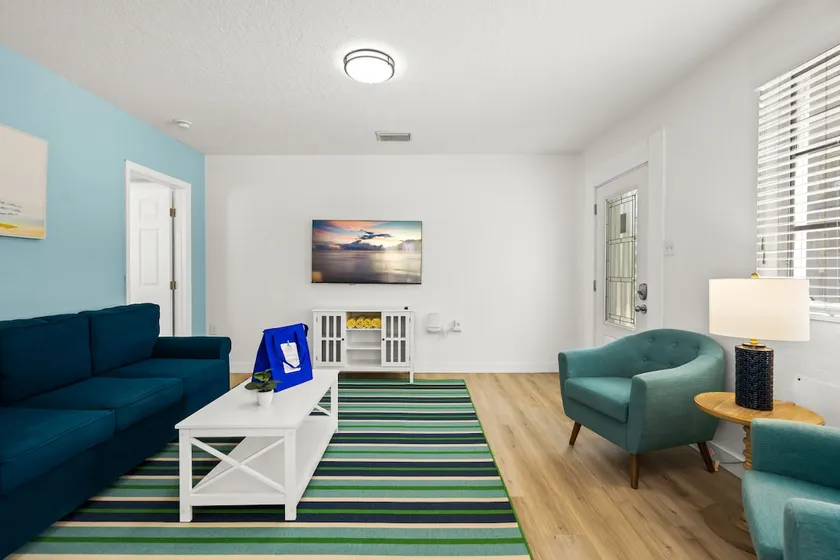 Dolphin Villa - Pool - Steps to Siesta Key Village - Image 1