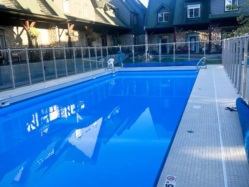 Renovated Chalet at Mystic Springs, Pool, Hot Tub! - Image 1