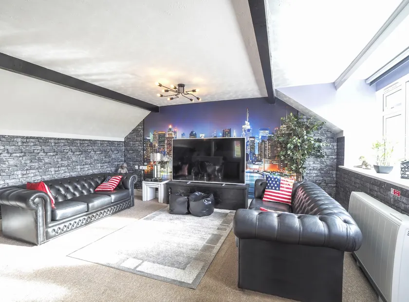5-Person Cottage w/ Hot Tub & Pool, Dog-Friendly - Image 1