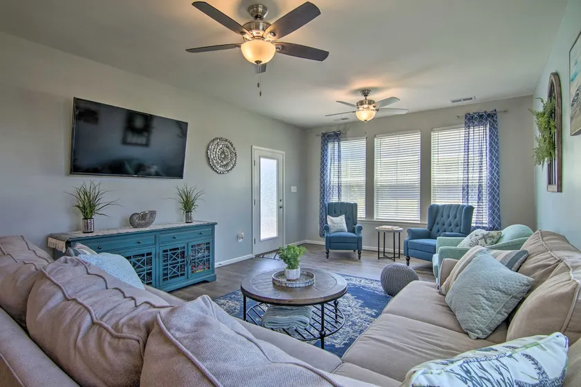5 Mi to Bethany Beach Boardwalk: Home w/ Patio! - Image 1