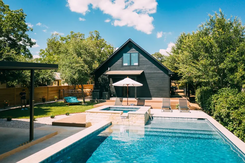 Njem Haus: Inspirational and Fun, with Pool - Image 1