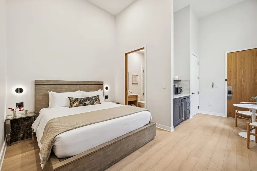 Castillo Studio 1 House - Image 1