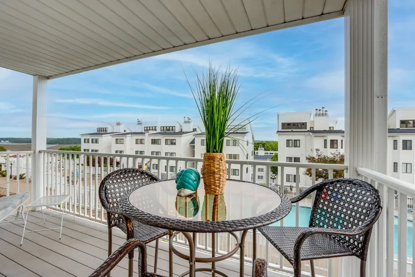 Walk to Shops & Lake: Pool-View Osage Beach Unit - Image 1