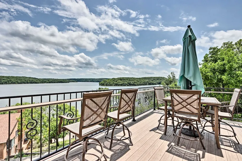 Luxe Group Home w/ Boat Dock in Lake of the Ozarks - Image 1