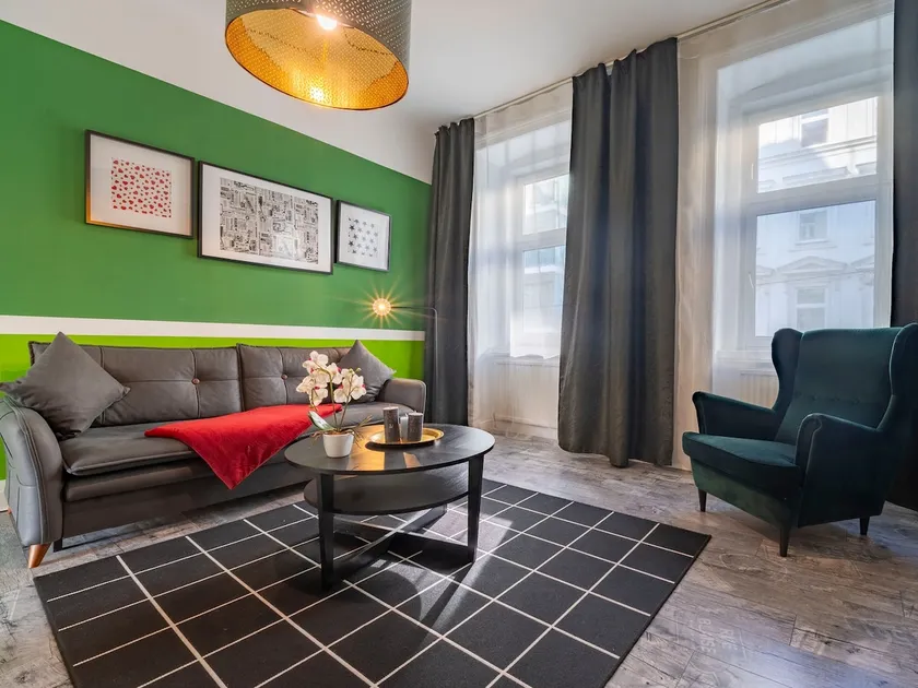 Stylish Apartment for 6 near Vienna International Centre Metro U1 - Image 1