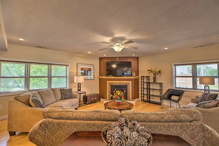 Downtown Yankton Apartment w/ Patio & River View! - Image 1