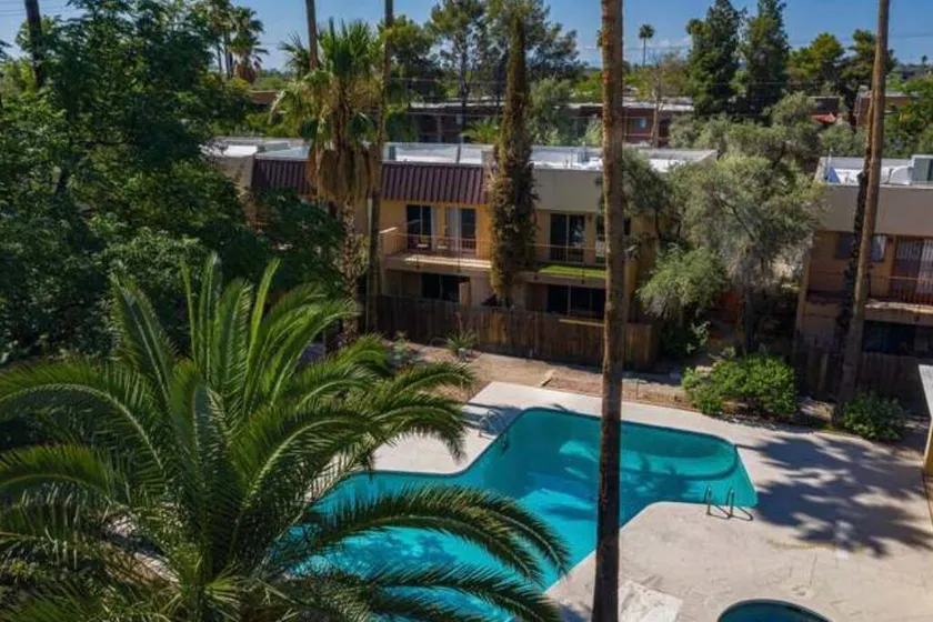 2BR Summer Condo | Pool, Hot Tub & Yard Near UofA - Image 1