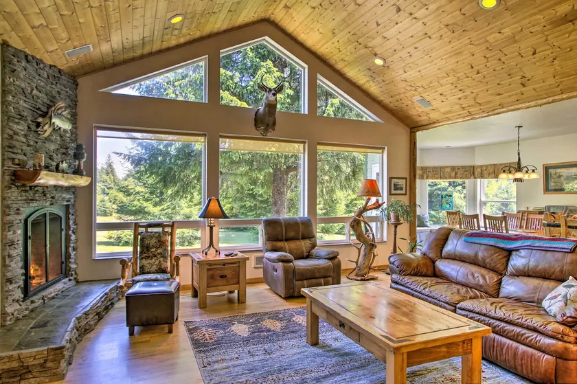 Serene South Bend Family Escape; Dogs Welcome - Image 1
