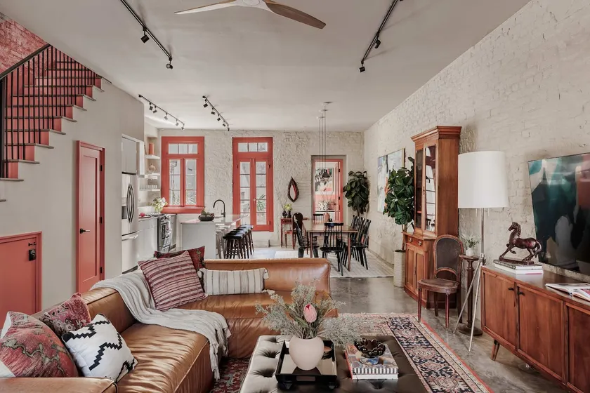 Luxury Historic Home Near to Downtown - Image 1