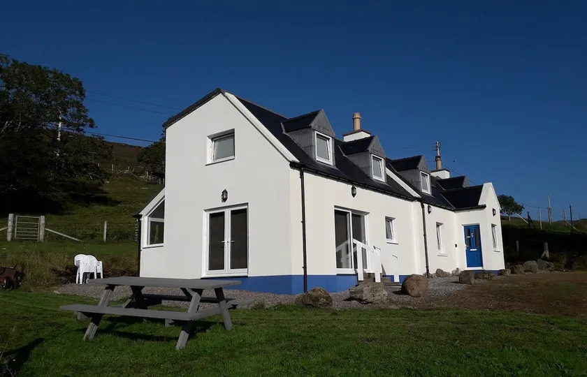 9 Achnacloich - Image 1