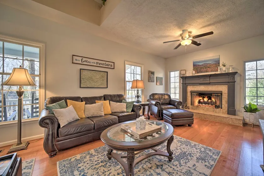 Blue Ridge Mtn Escape: Home w/ Deck & Fire Pit! - Image 1