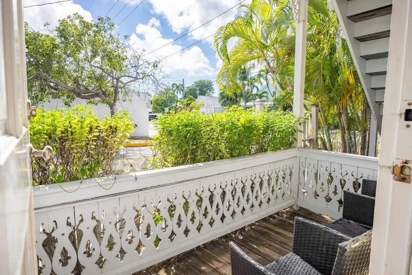 Sea Breeze - One Block from Duval Street - Image 1