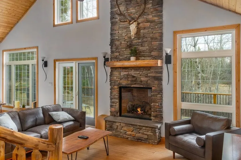 Cabin 230 - Riding Mountain Luxury Cabins - Image 1