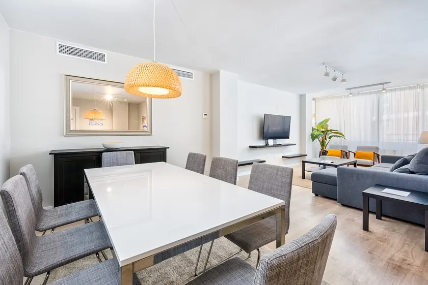 Reding 8 Terrace - Drei Schlafzimmer Wohnung, Schläft 6 - Image 1